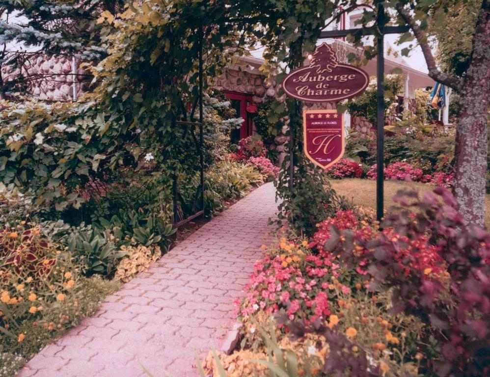 Auberge Le Flores Grand Mere Exterior photo